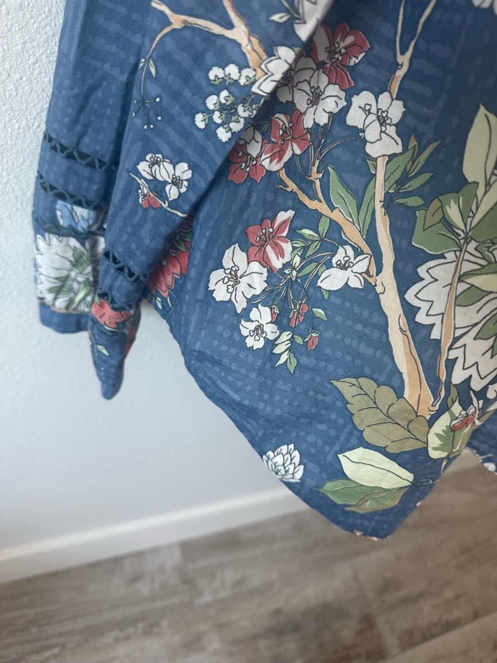 Johnny Was Blue Floral Split-Front Mandarin Blouse - Picture 5 of 11